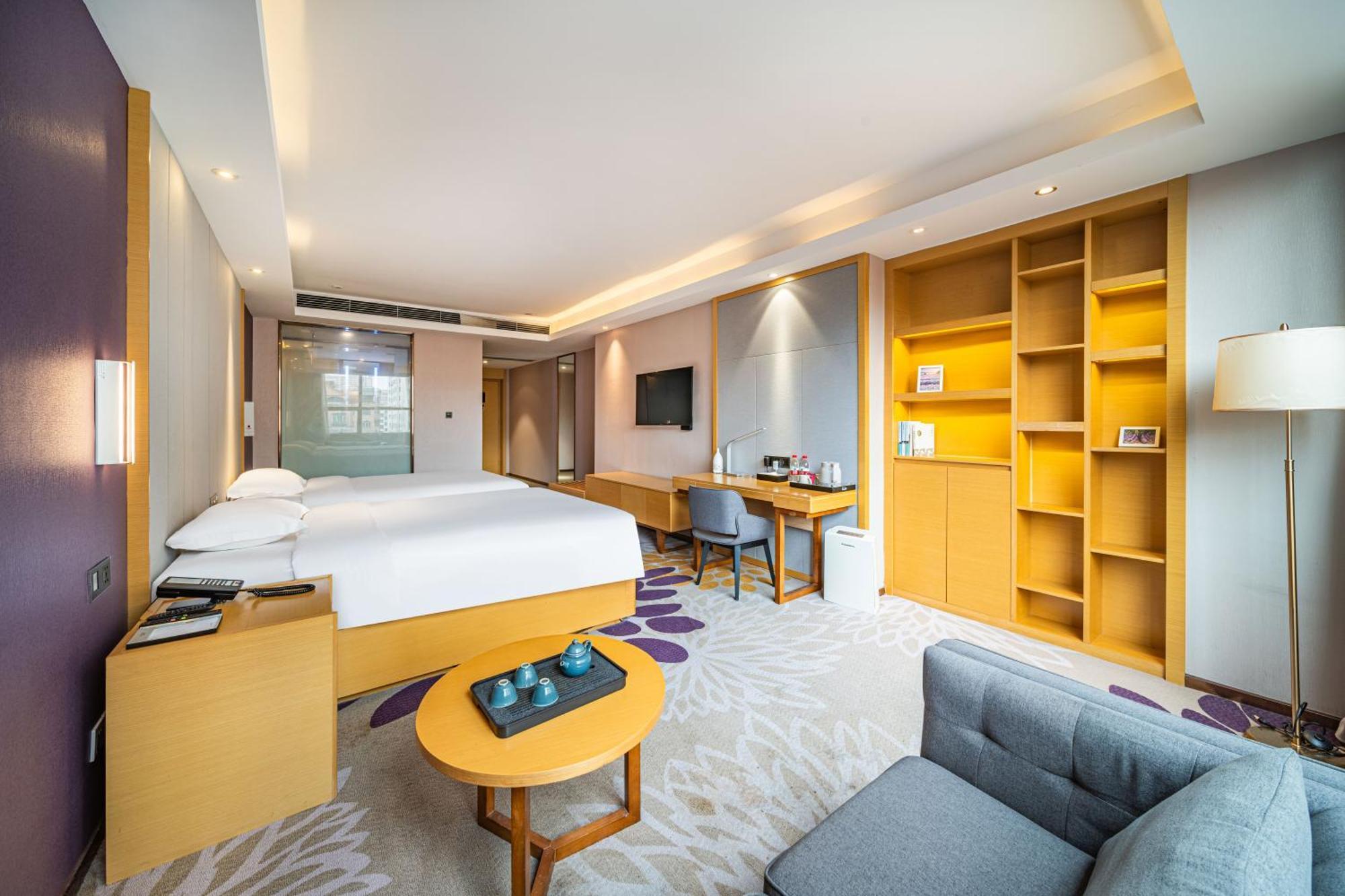 Echarm International Hotel Guangzhou Baiyun International Airport Huadu Plaza Branch - Free Deliver Service To Guangzhou Baiyun International Airport & Free Deliver Service To Canton Fair Complex During Canton Fair Period エクステリア 写真